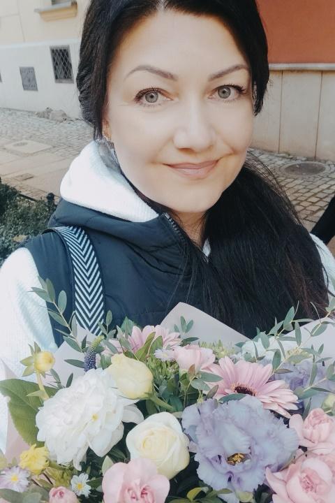 Foto von Larysa, einer Frau aus der Ukraine auf Partnersuche